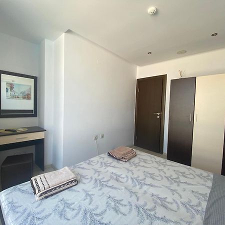 Paradiso 'В' 207 Two Bedroom Apartment Nesebar Bagian luar foto